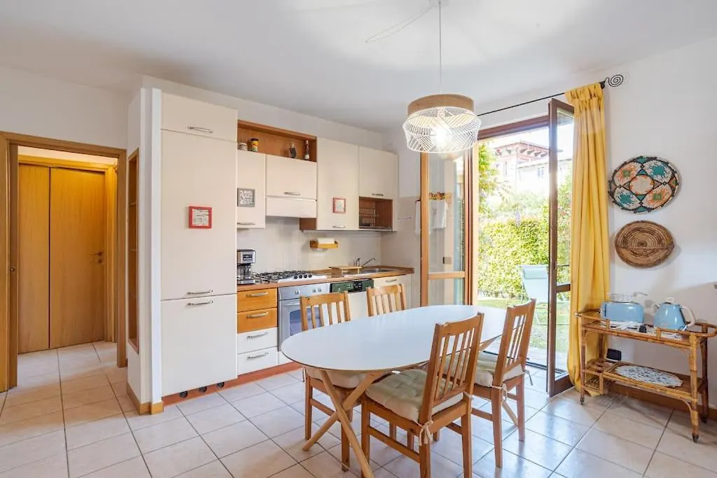 Cozy Apartment With Garden X2! Bellagio Italy