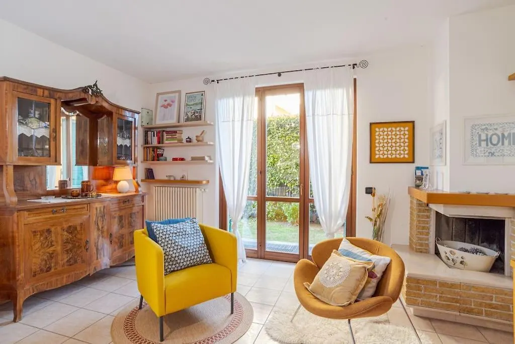 Cozy Apartment With Garden X2! Bellagio 0*,